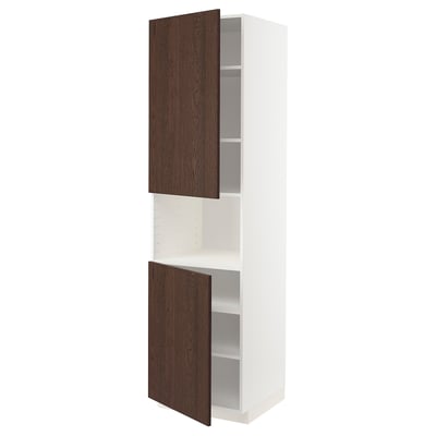 Ett vitt köksskåp med mörkbruna trädörrar, med modern design med två justerbara hyllor.