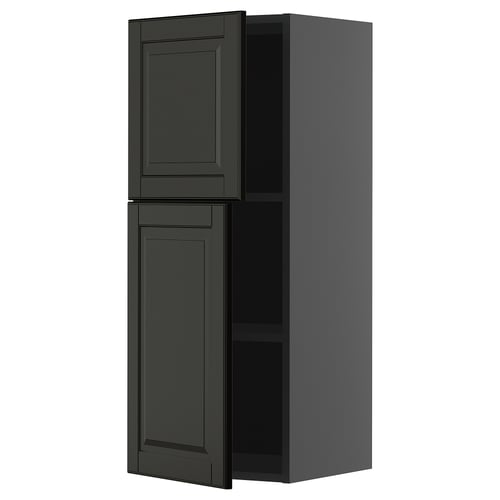 Mörkgrått, högt köksskåp med två dörrar öppna, med hyllor inuti. Modern rektangulär form, elegant design med fasade kanter.