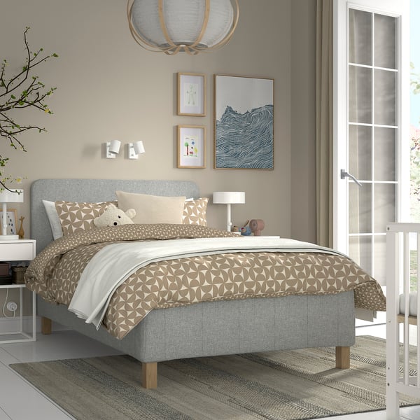 RÅHOLMAR Resårbtn m pocketresårkärna 5 zoner, inkl ben och sänggavel medium fast/Tibbleby beige/grå, 140x200 cm