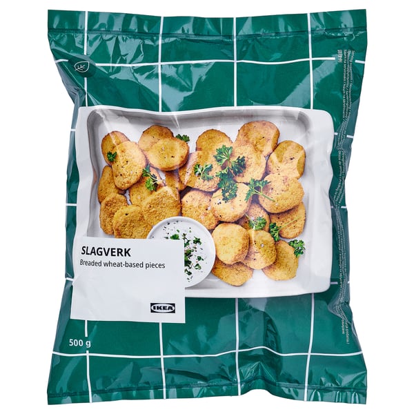 IKEA SLAGVERK påse: panerade vetebaserade bitar, 500g, krispig yta, saftig inuti. Perfekt för vegetarianer och familjer.