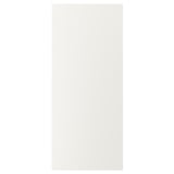 En VEDDINGE vit köksskåpslucka med elegant, modern design med släta ytor.