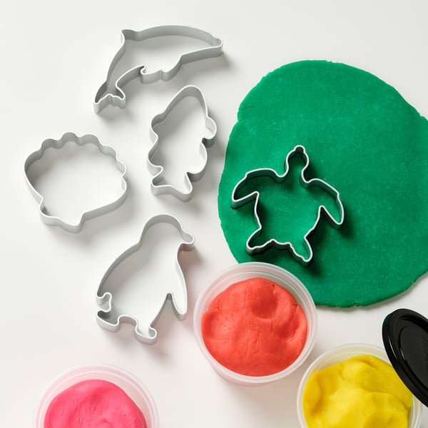 Set za plastilo z rezalnikom želve, ki spodbuja fino motoriko in ustvarjalnost.