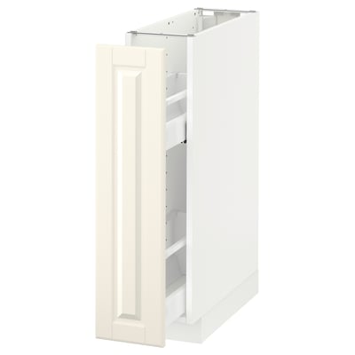 White METOD kitchen unit with off-white bevelled doors, containing shelves.