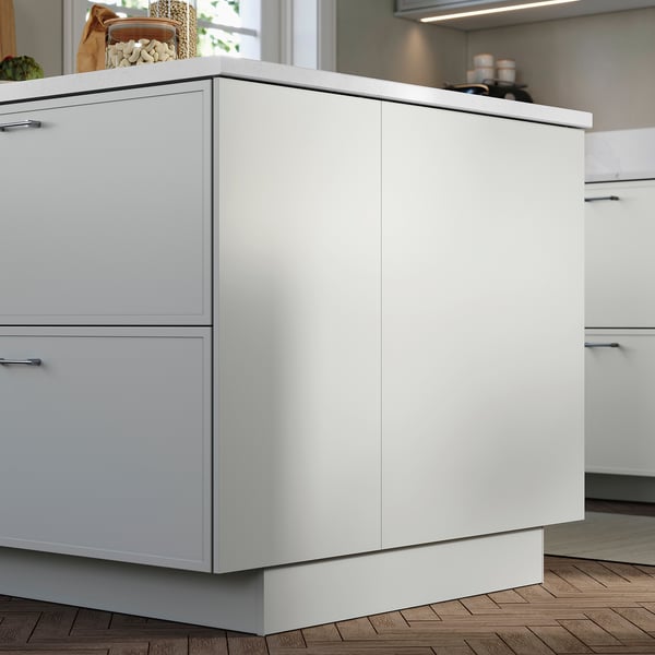 Light grey kitchen cover panel, sleek & minimalist.