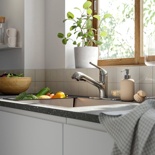 Modern kitchen tap, macksjøn, slim design with 12 counter height and dual spray head.