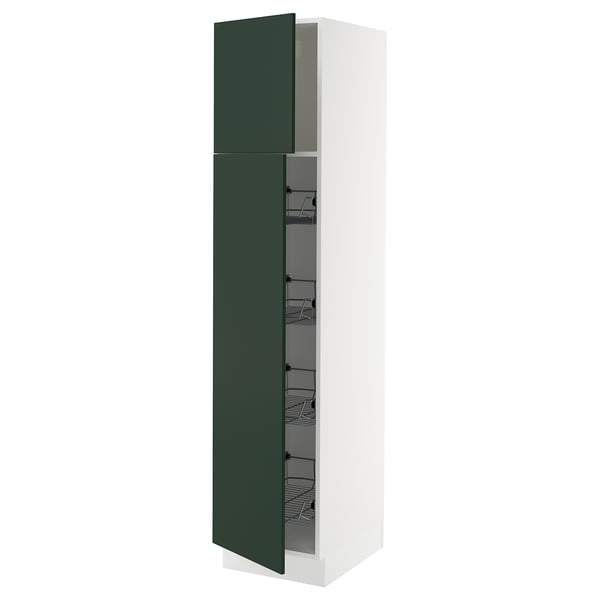 Experience SEKTIONs deep green kitchen cabinet with smooth wire baskets and silent close hinge.