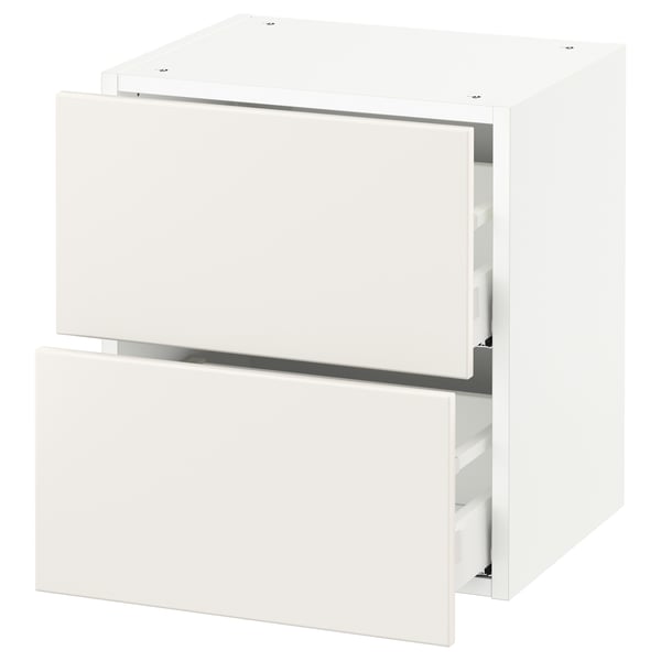 White SEKTION kitchen cabinet with smooth drawers.