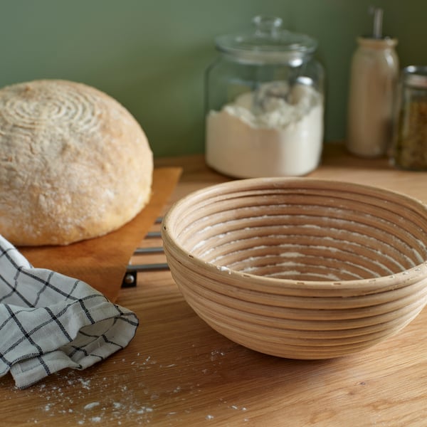 BANDSLÄTTING Canasta para pan, ratán, 9 "