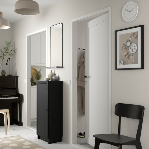 BILLY / OXBERG Librero con puerta, negro efecto de roble, 15 3/4x11 3/4x41 3/4 "